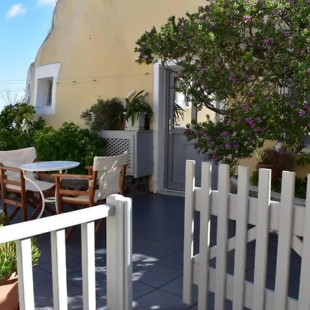 Ersi 3* Fira (Santorini)