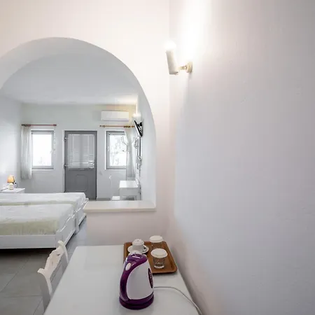 Ersi Fira (Santorini)