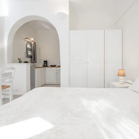 Ersi Fira (Santorini)