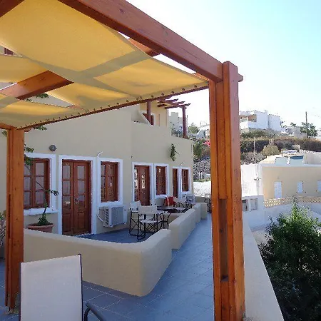 Ersi 3* Fira (Santorini)
