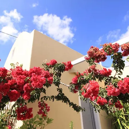 Ersi 3* Fira (Santorini)